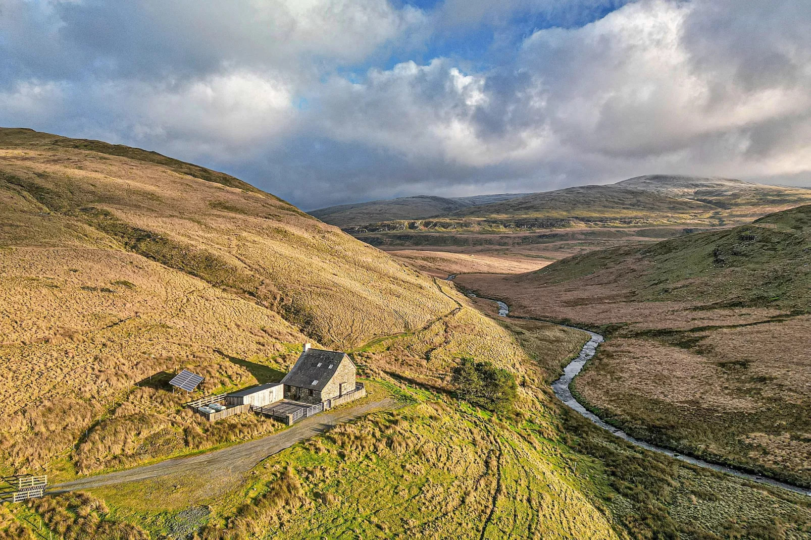 Llechwedd Mawr-Outdoor