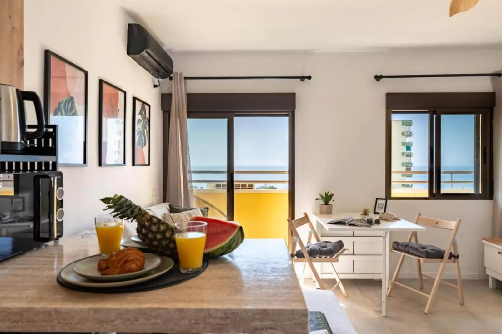 Apartamento con vistas al mar-Salle à manger