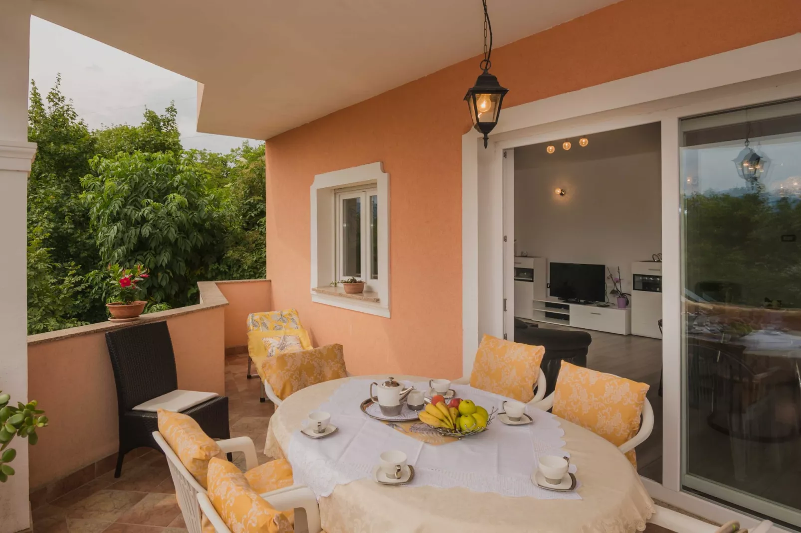 Apartment Lavanda - Four Bedroom Apartment with Hot tub and Terrace-Terrace