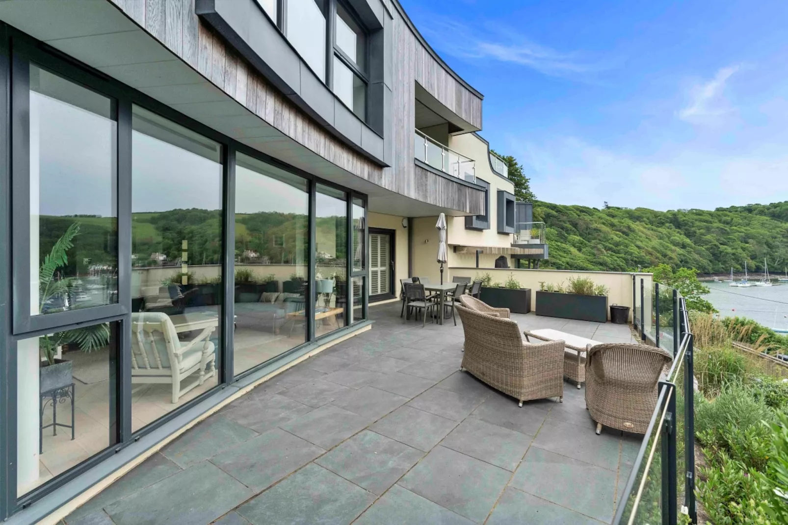 Yealm Wood-Terrasse
