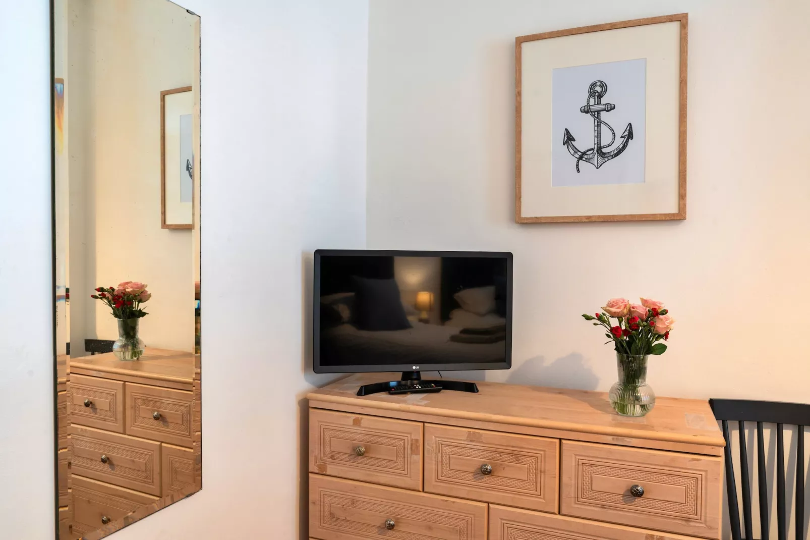 Centre View-Bedroom