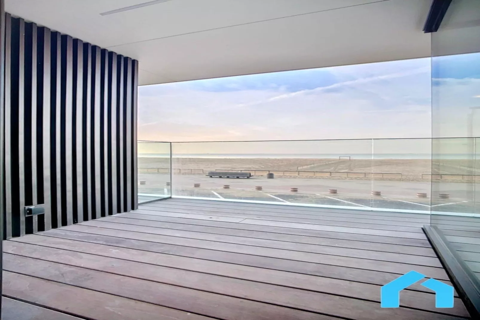 Emeraude 11-Terrace balcony