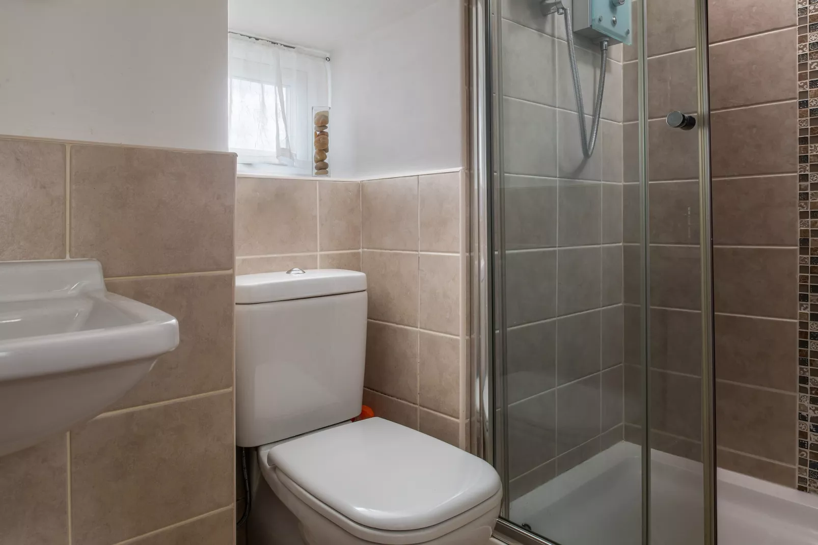 Bryn Du-Bathroom