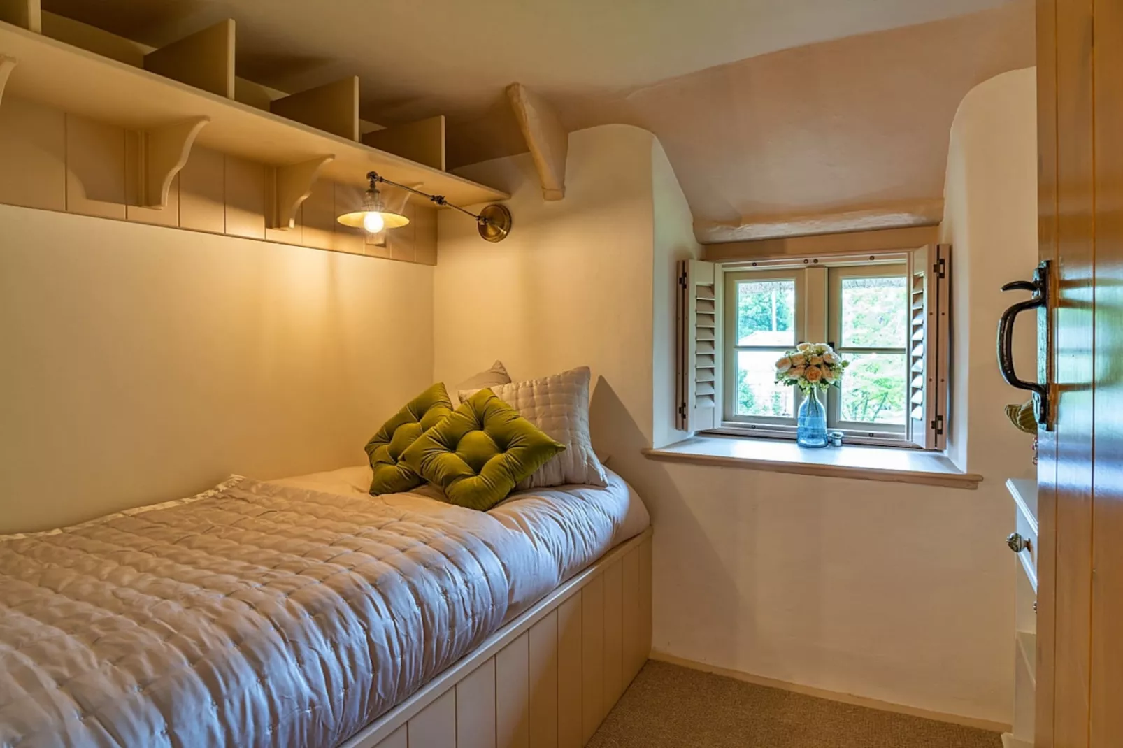 The Thatch at Winterborne Houghton-Bedroom