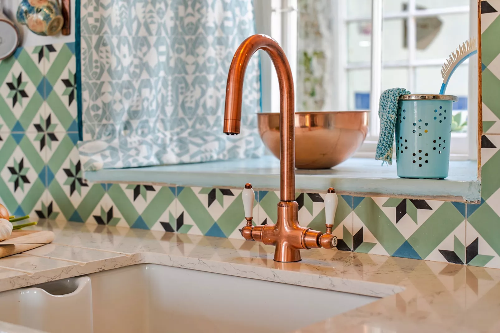 Cosy Mousehole Cottage with Sea Views-Kitchen