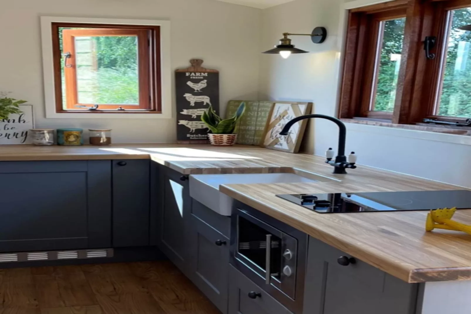 Walcot Hall-Kitchen