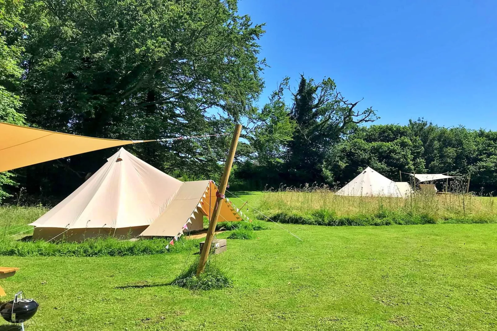 Meadow Glamping Tents-Outdoor