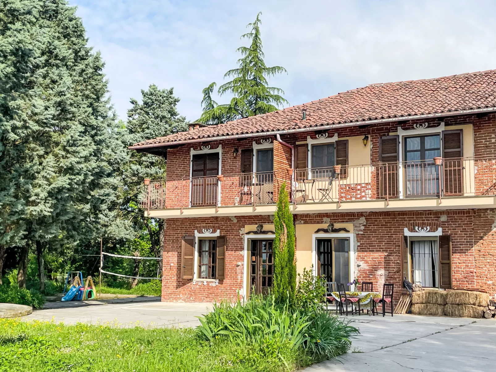 Cà Maria-Outside