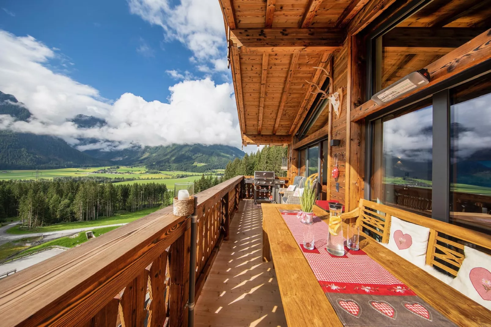Nationalpark Chalet Edelweissspitze-Terrace balcony