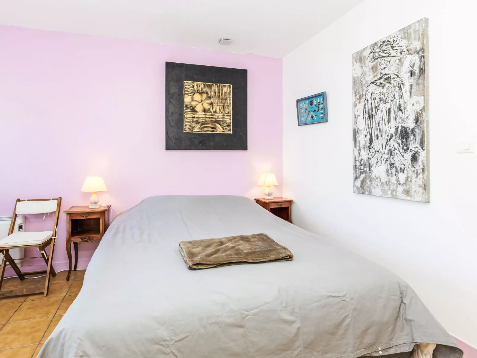 Le Petit Moulin-Inside