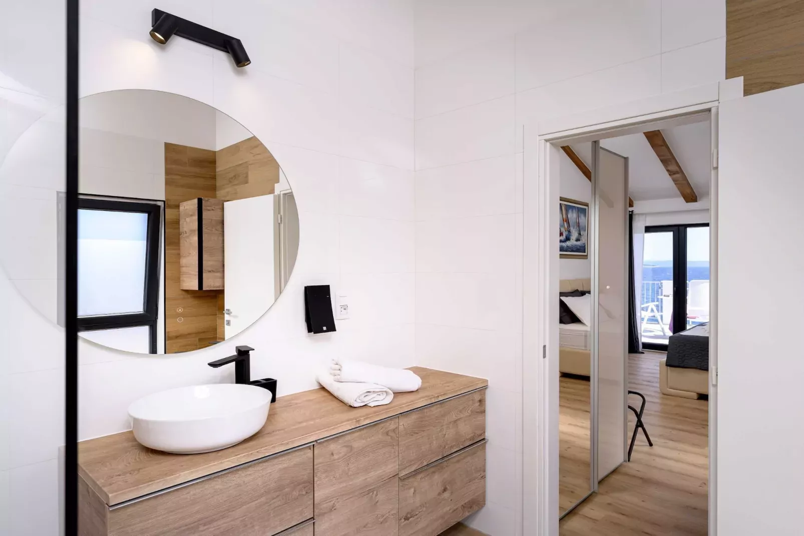 Villa Luce di Mare - Three Bedroom Villa with Pool-Bathroom