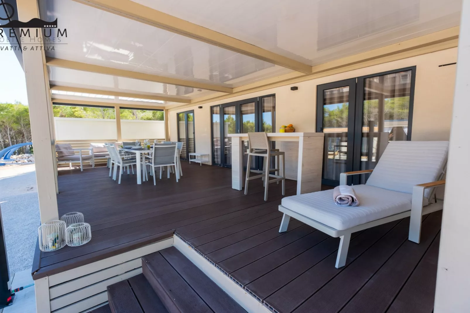Charming Two-bedroom Mobile Homes Drage - Mobile Home with Sea View and Terrace-Außenbereich