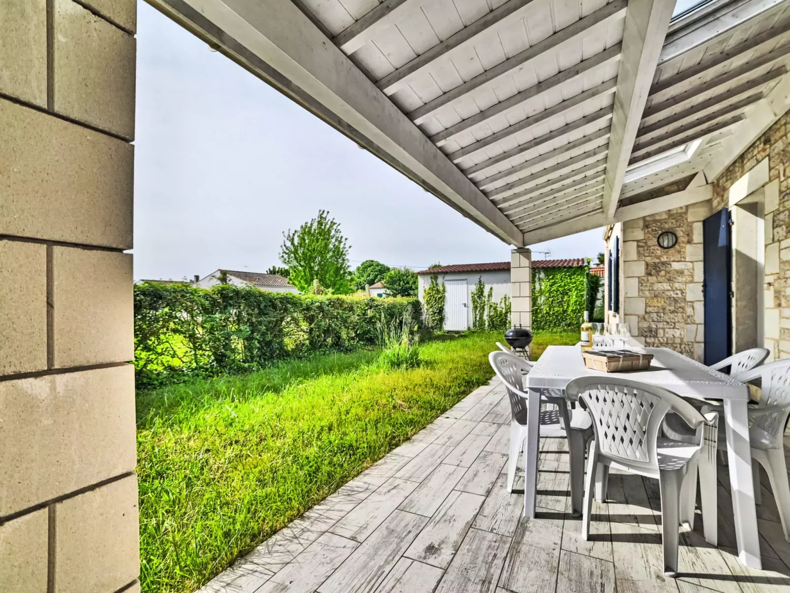 La Brantôme - Draußen