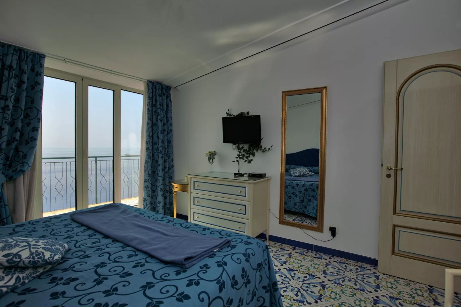 Oasi Blu-Bedroom