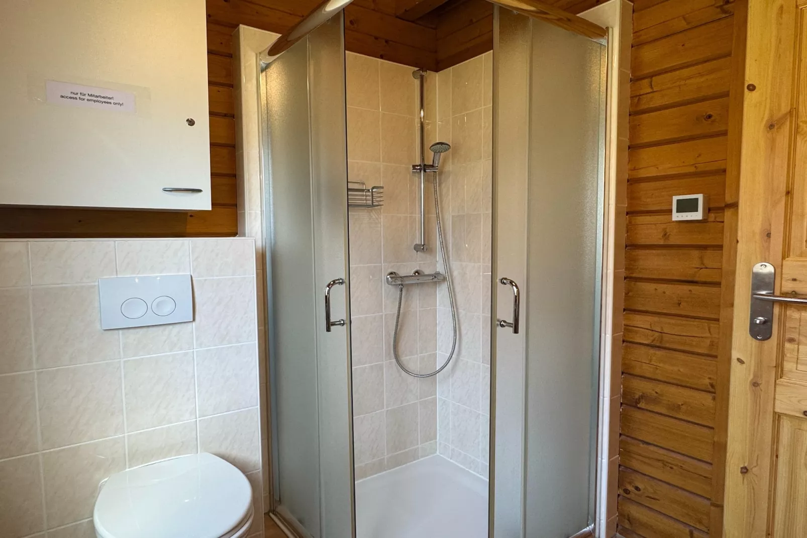 Blockhaus II-Bathroom
