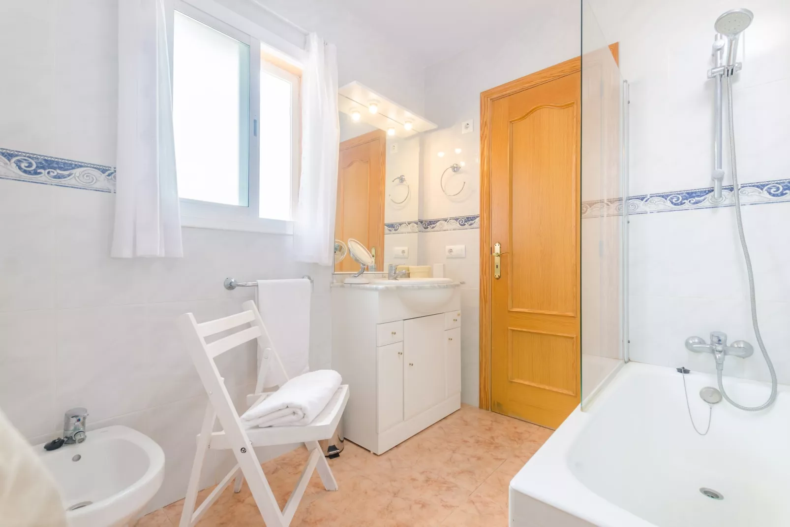 Aritja, 5-Bathroom