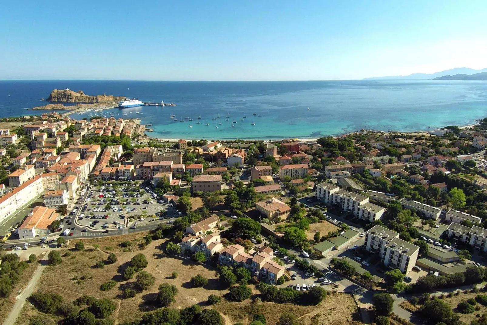 Apartments Motel Le Vieux Moulin Ile Rousse // 2pc4 -Apt 4 pers rez-de-chaussée-Areas summer 5km