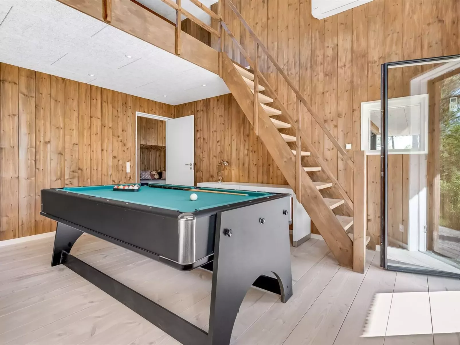 "Sylva" - 150m from the sea-Inside