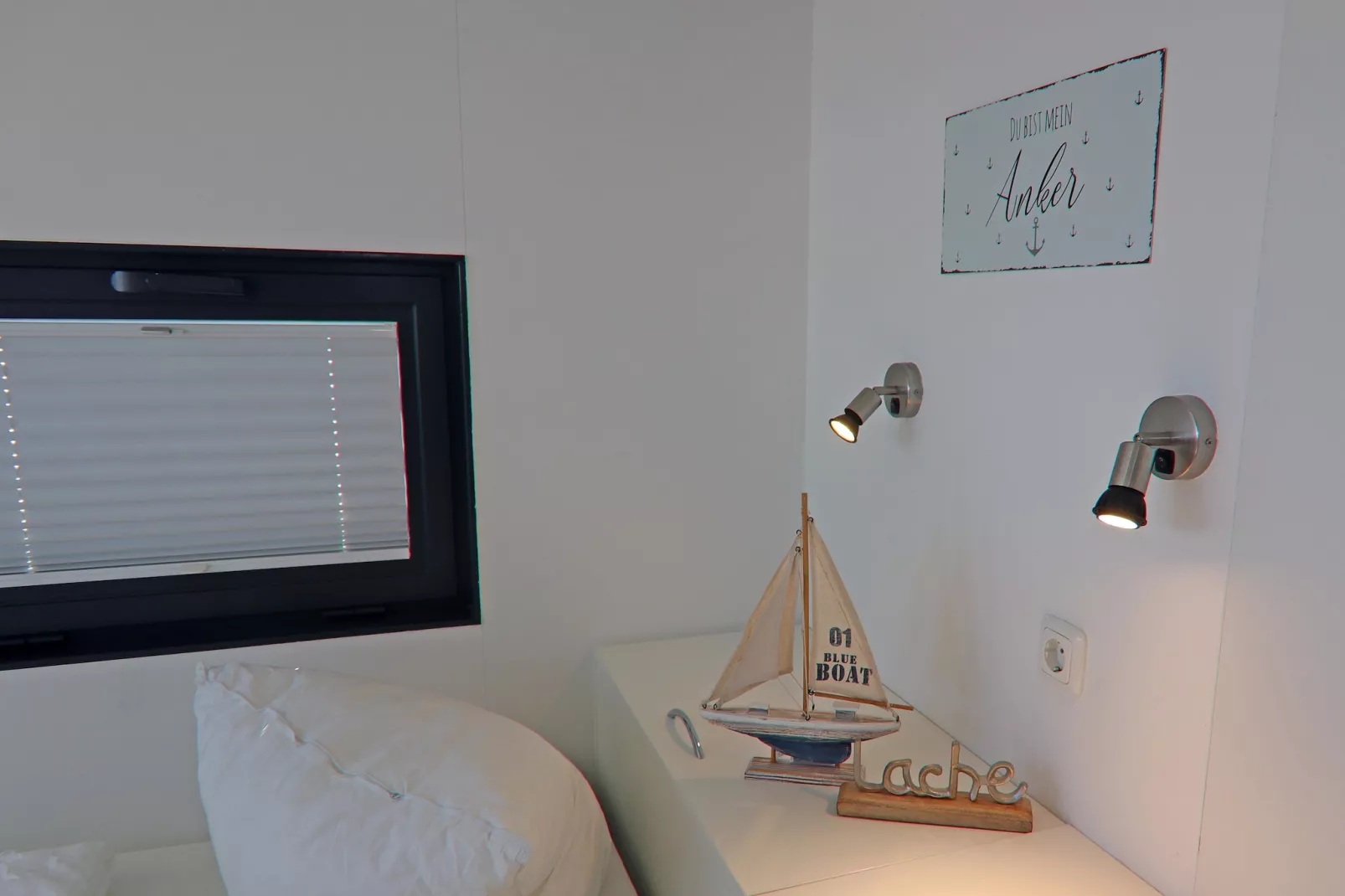 Hausboot Family & Friends LP 4 / 1-2 Personen-Bedroom
