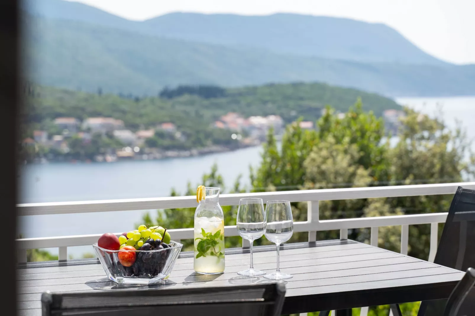 Apartment Konak - Two Bedroom Apartment with Terrace and Sea View-Outdoor
