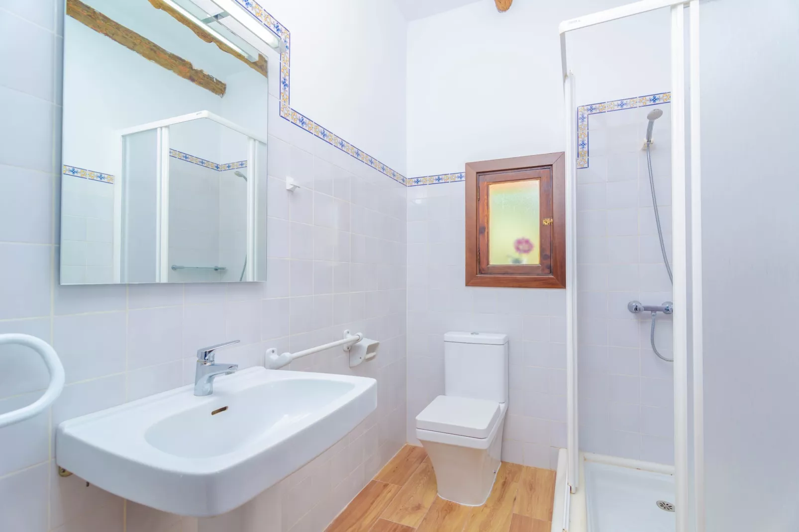 Sa Cova (cova De Rotana)-Badezimmer