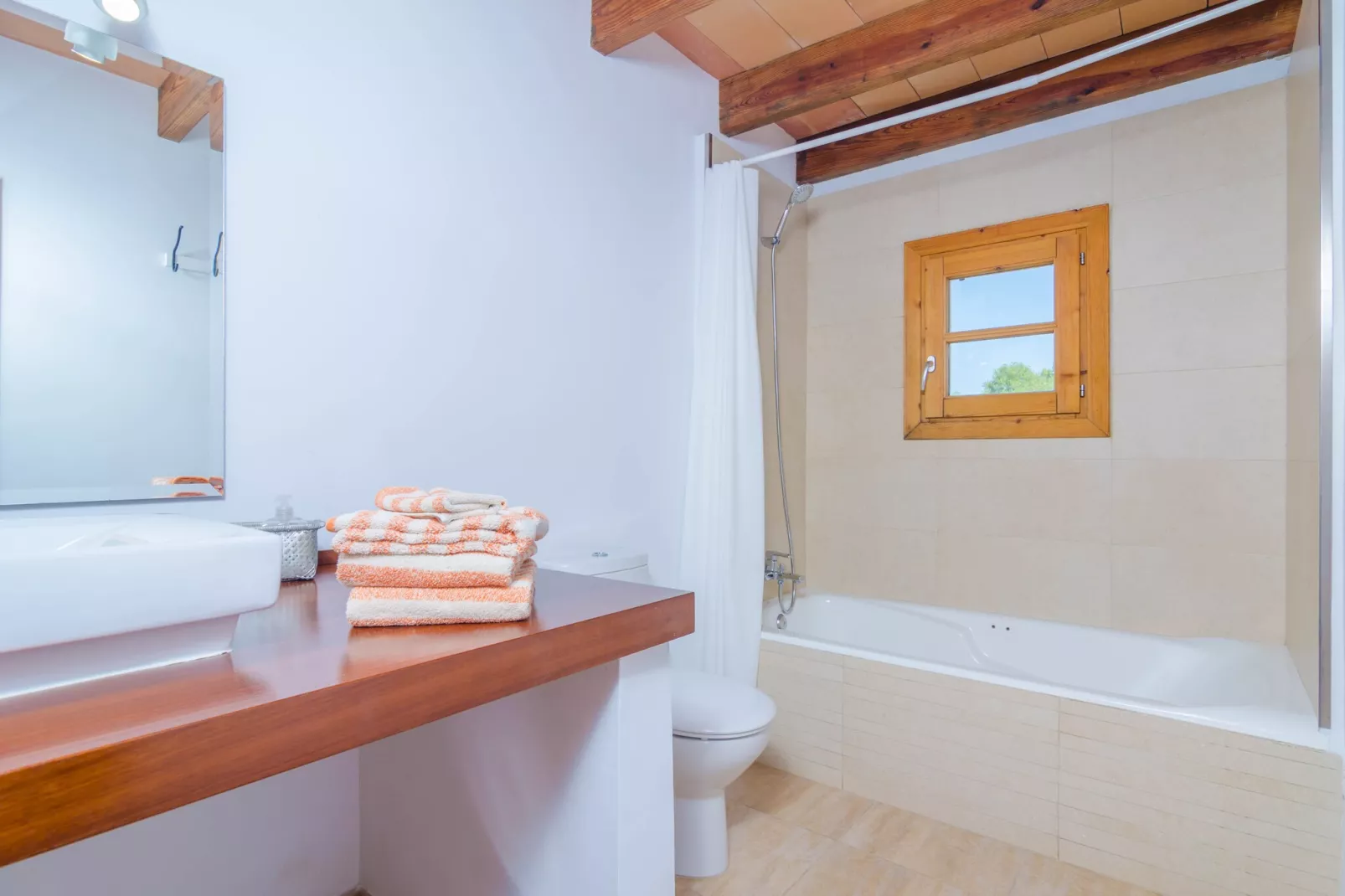 Casa Yolanda-Image-tags.