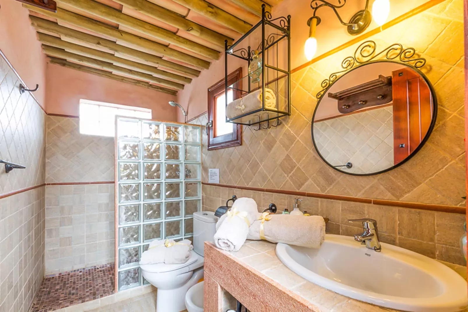 Finca Can Diego-Bathroom