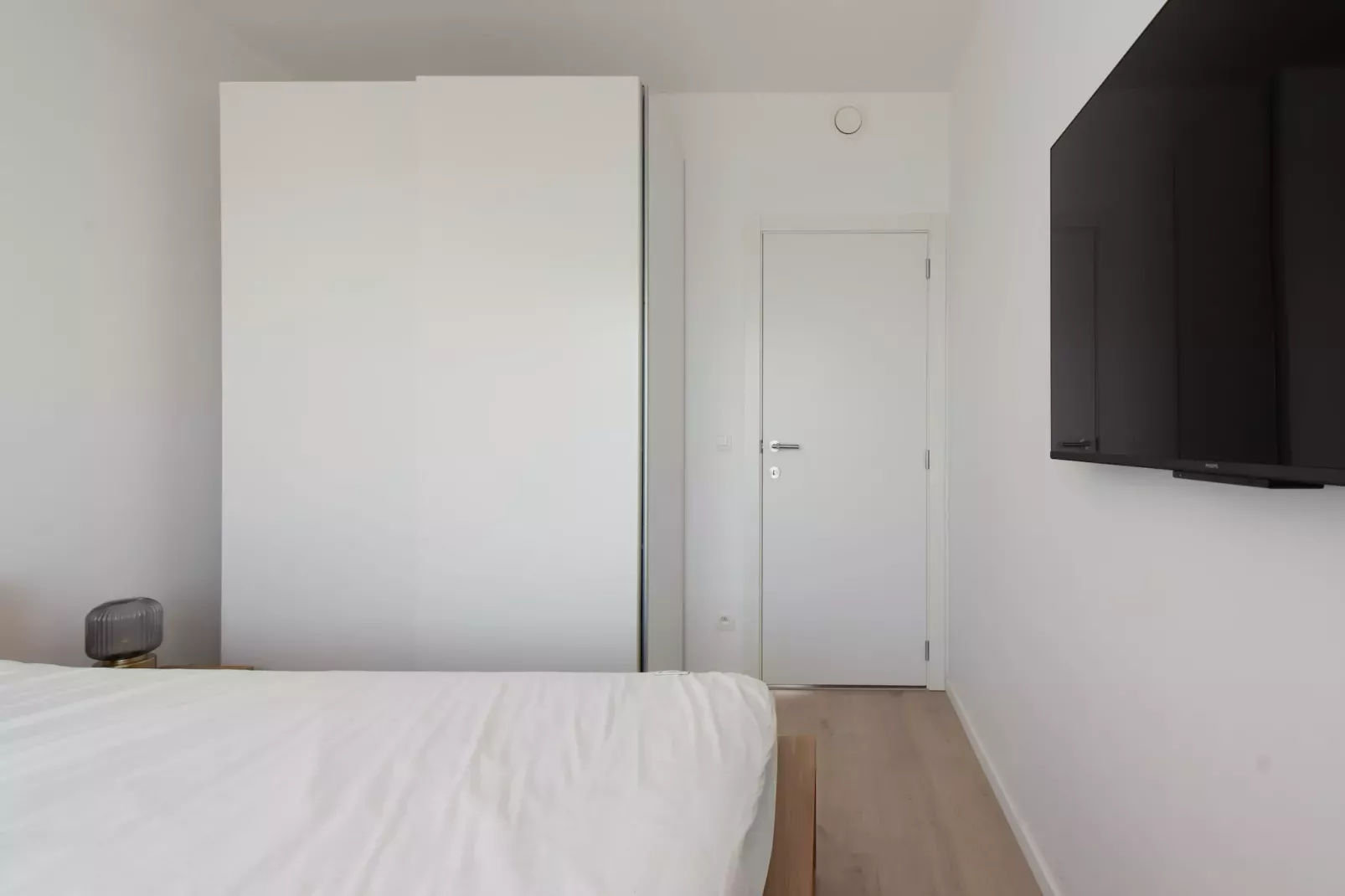 Sky Bridge-Bedroom