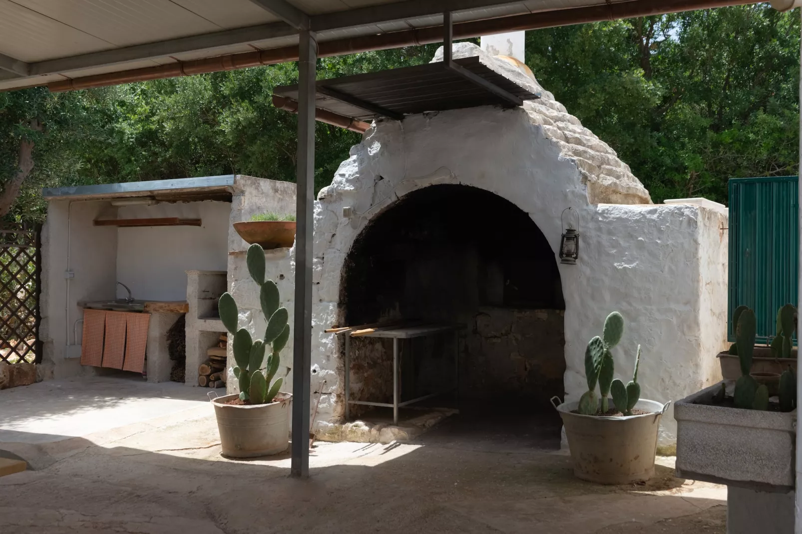 Lamia Papo in Ostuni-Gärten Sommer