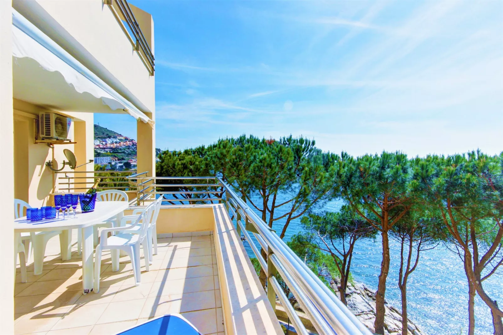MARE NOSTRUM 1 18 Roses-Terrassenbalkon
