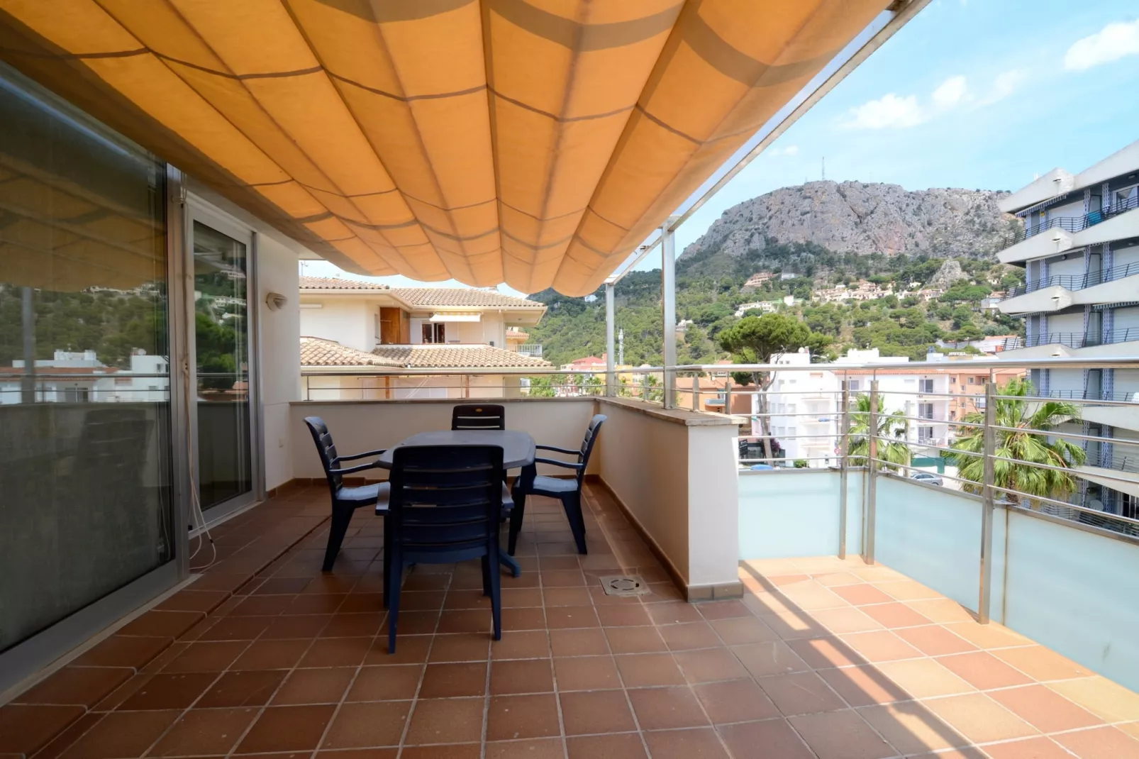 TASCONS D2-Terrace