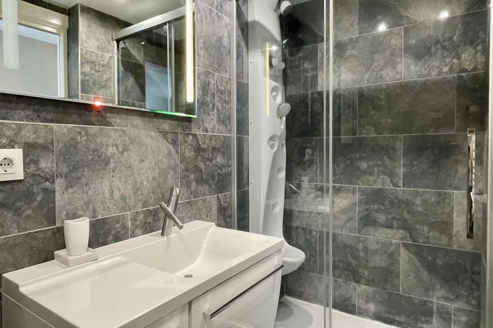 VORAMAR A 3-2-Bathroom