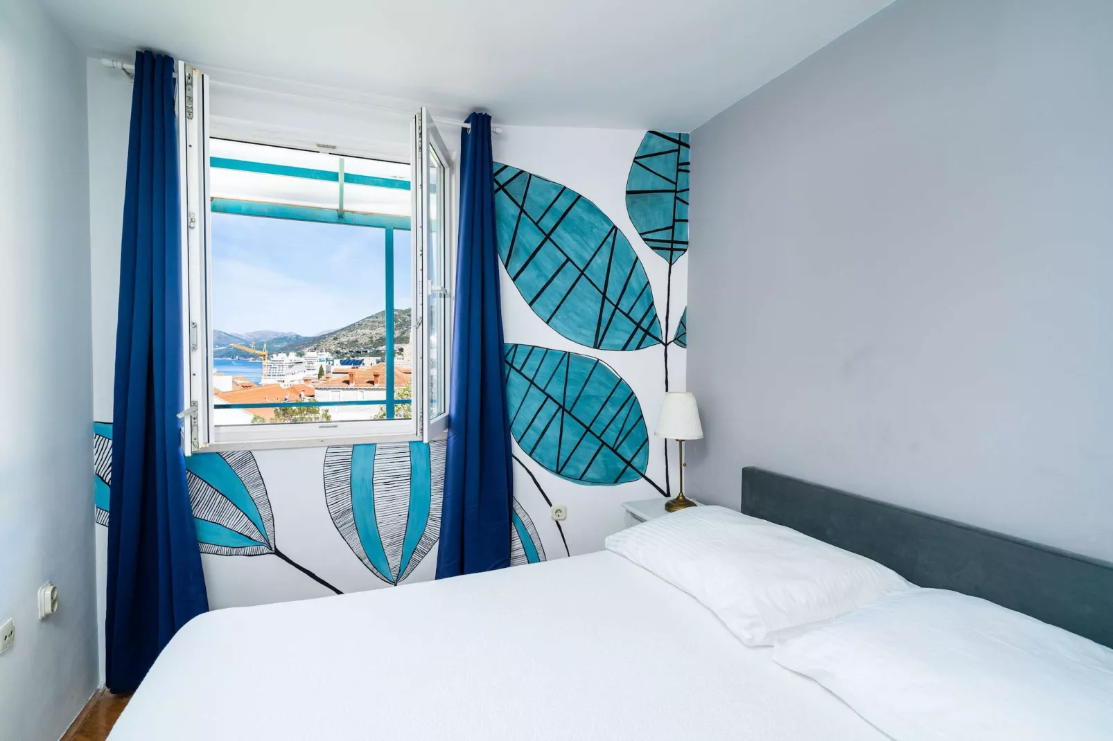 Apartment Radovan - One-Bedroom Apartment with Balcony and Sea View-Schlafzimmer