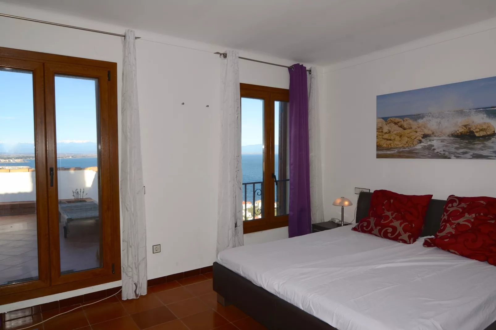 VILLA GARBINELL-Bedroom