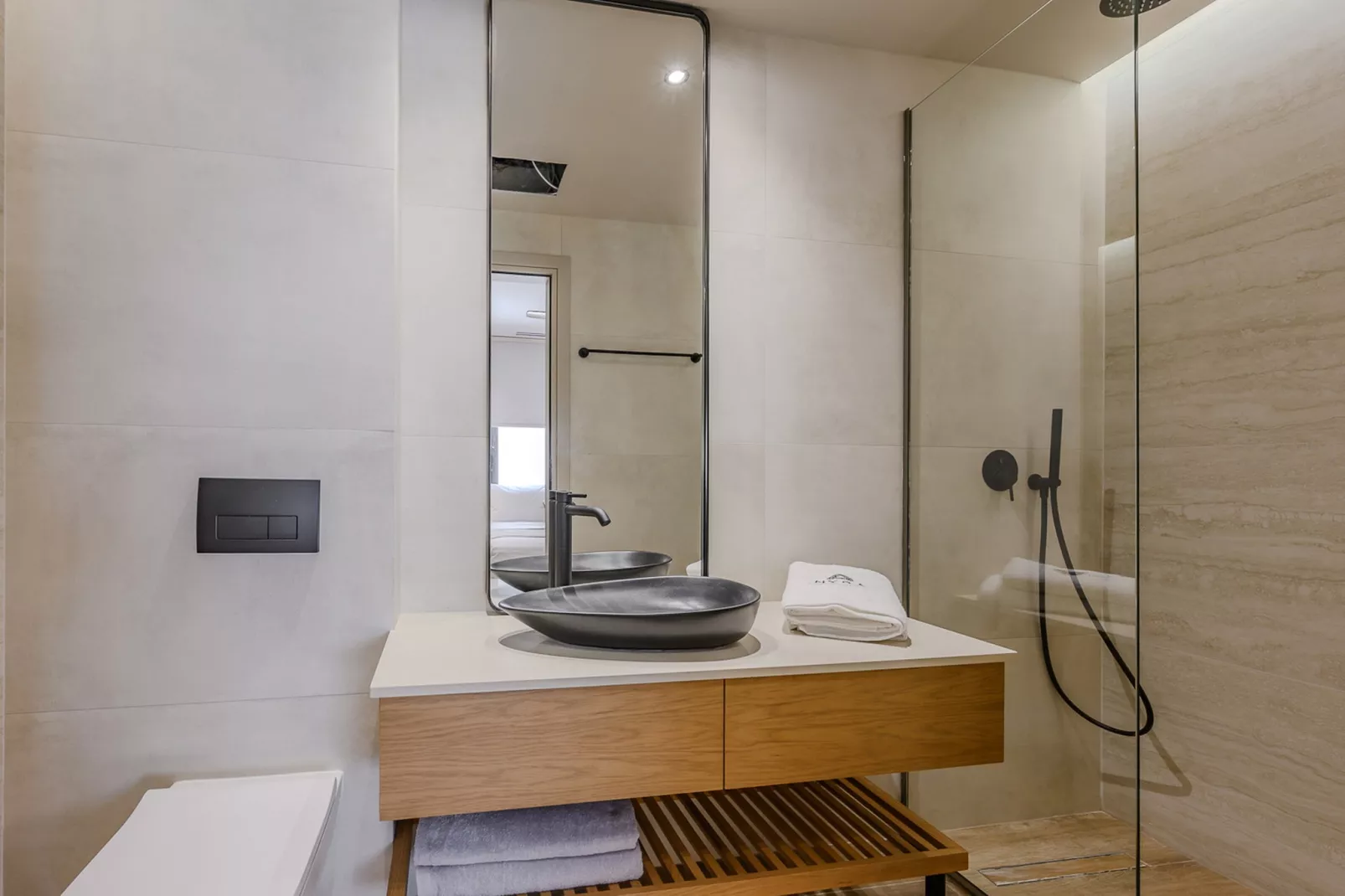 Nysa Luxury villa 1-Bathroom