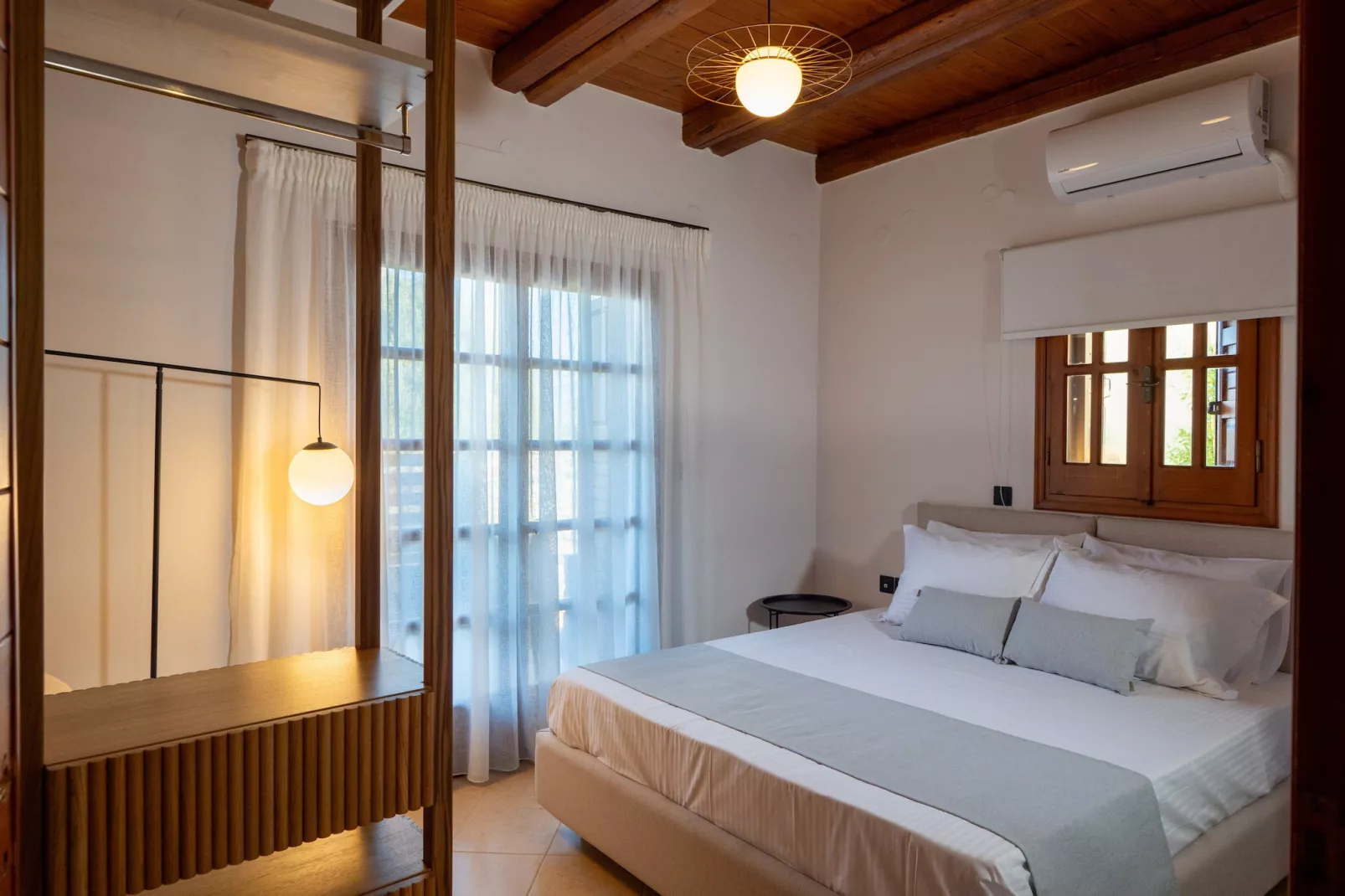 Ami Manoir-Bedroom