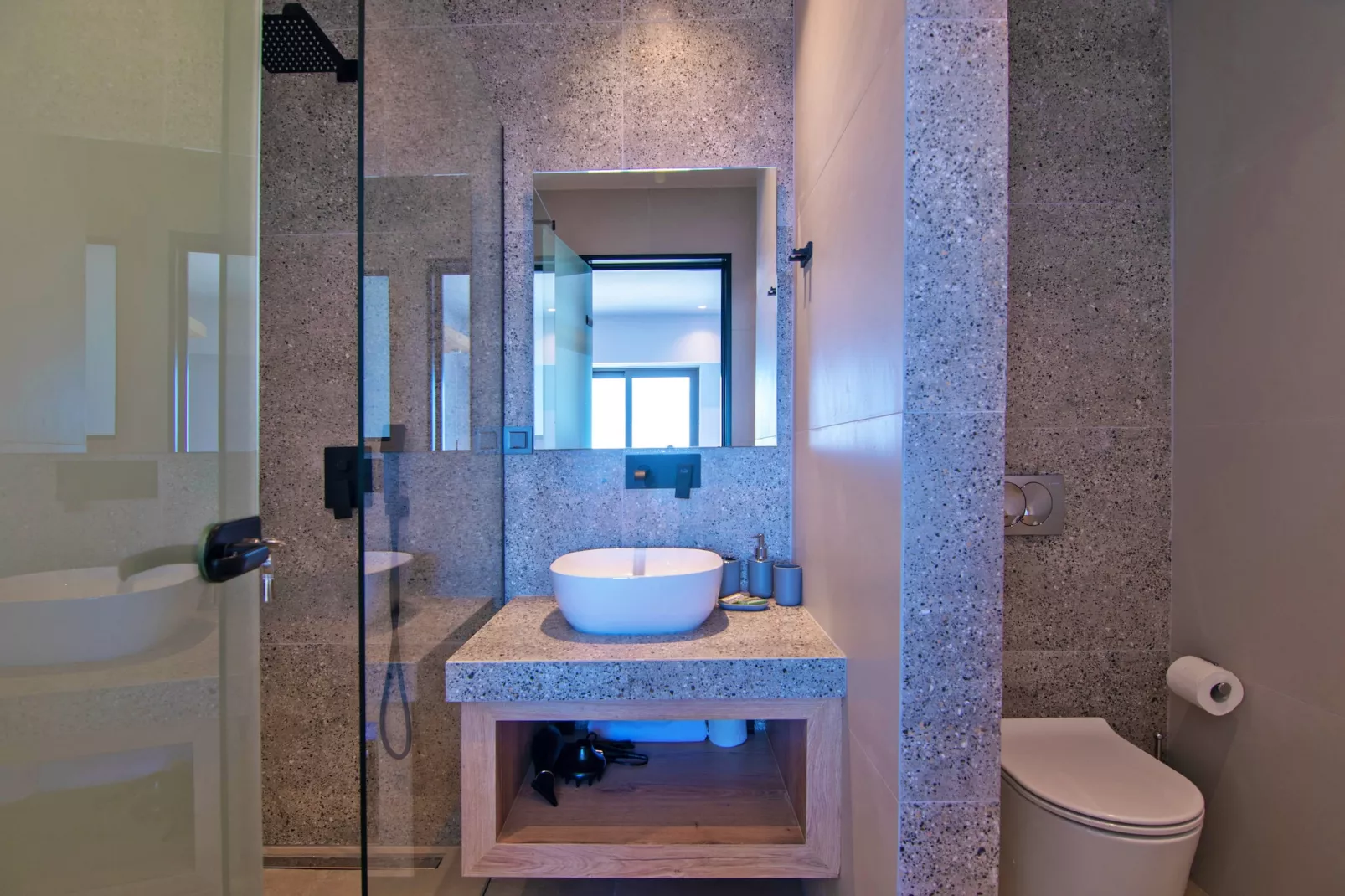 Petasos 1-Salle de bain