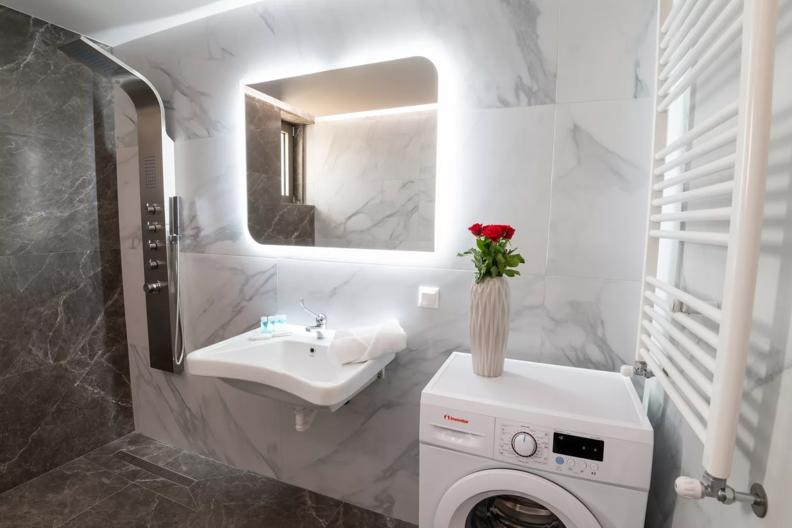 Destino 1-Bathroom