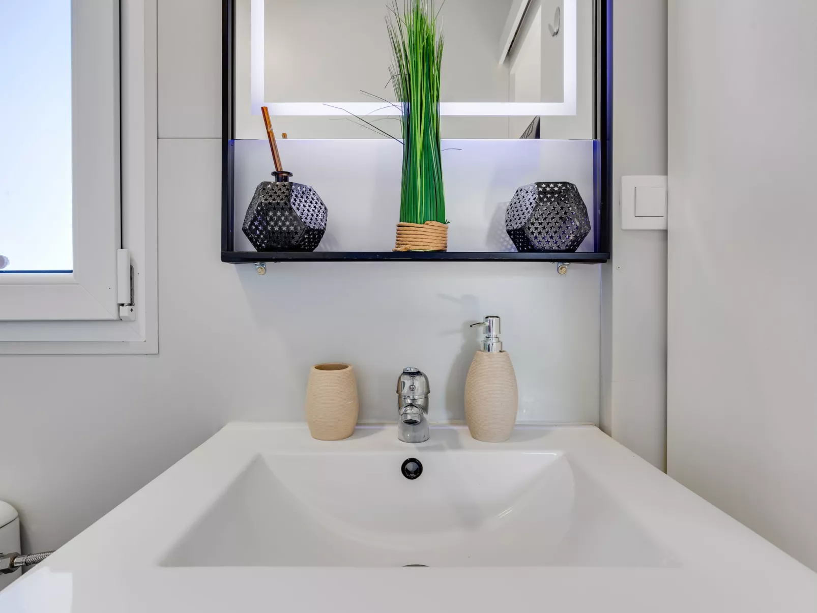 Delux Eco-Dedans
