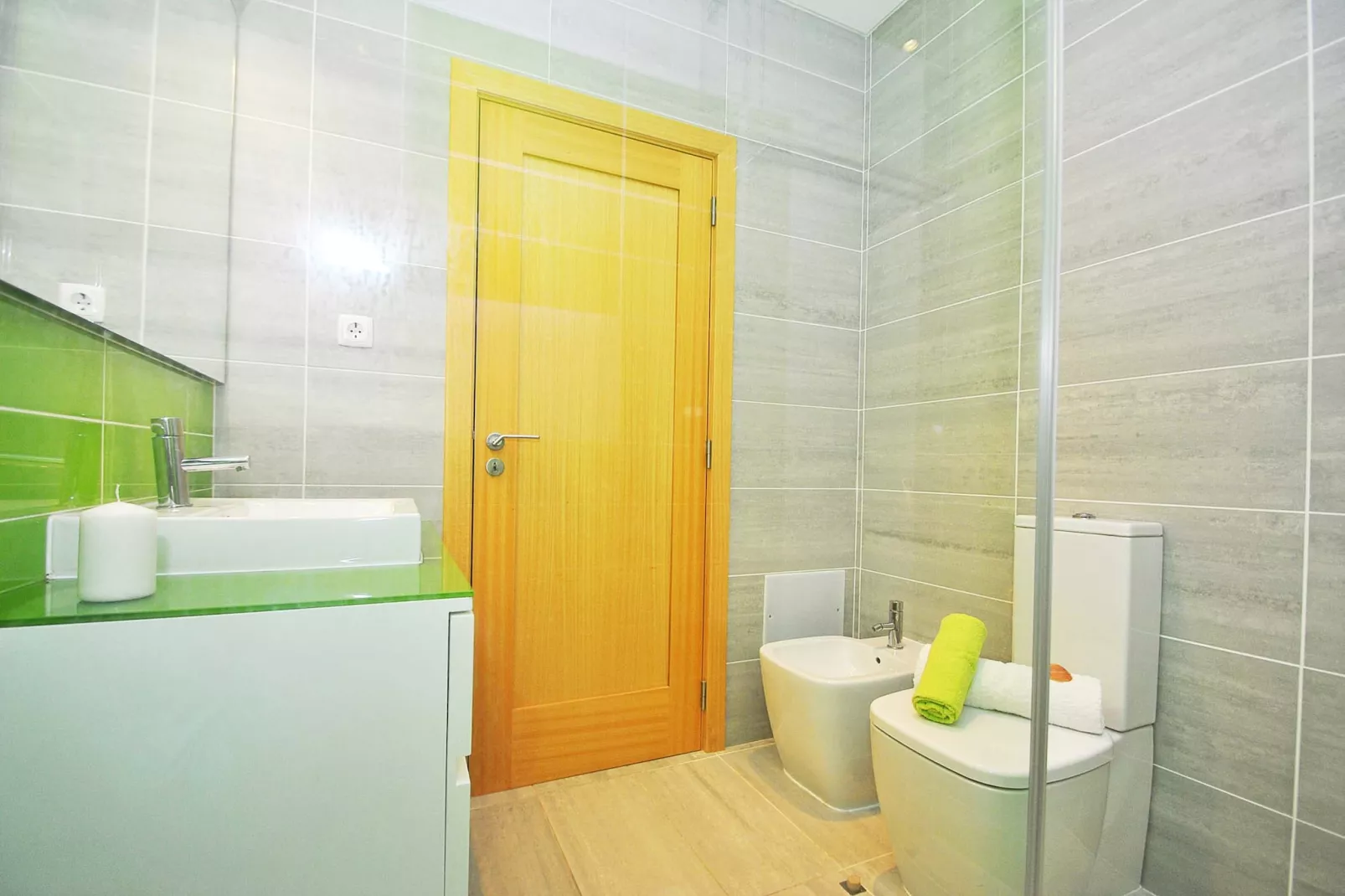 Townhouse Mar 1-Bathroom