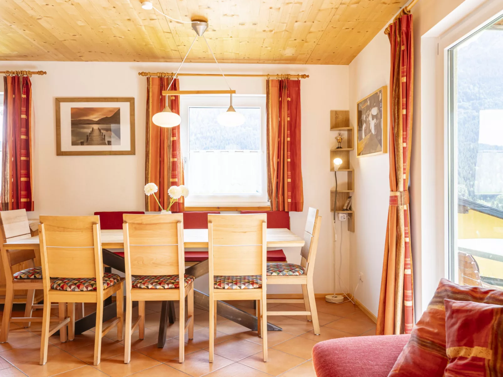Mit 3 Schlafzimmern 8 Personen-Drinnen