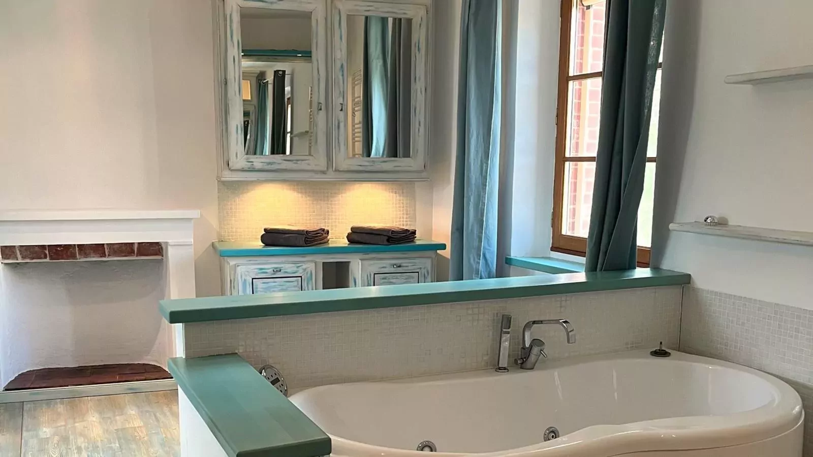 Bastide St John-Bathroom