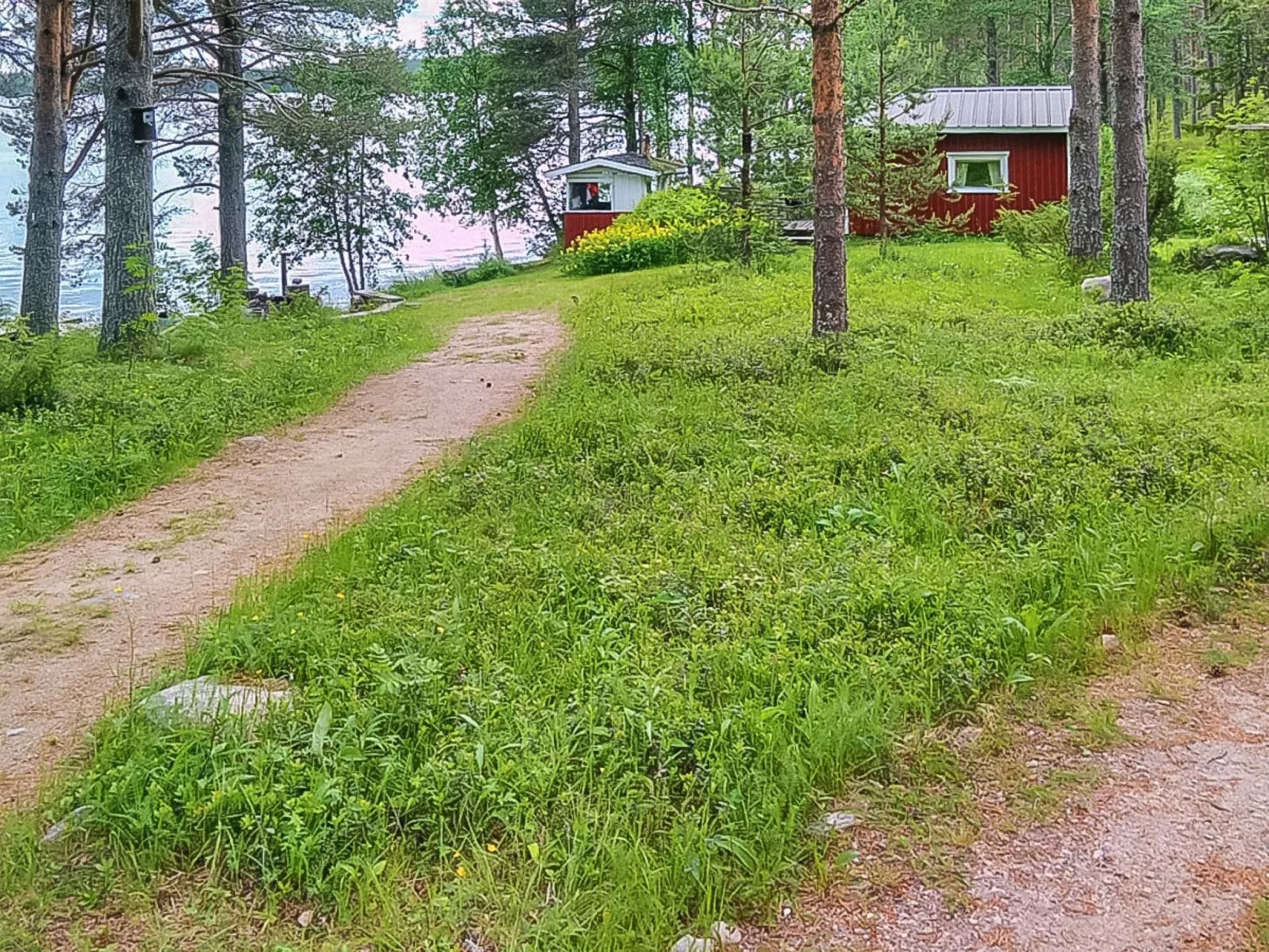 Lystikämän tupa-Dehors