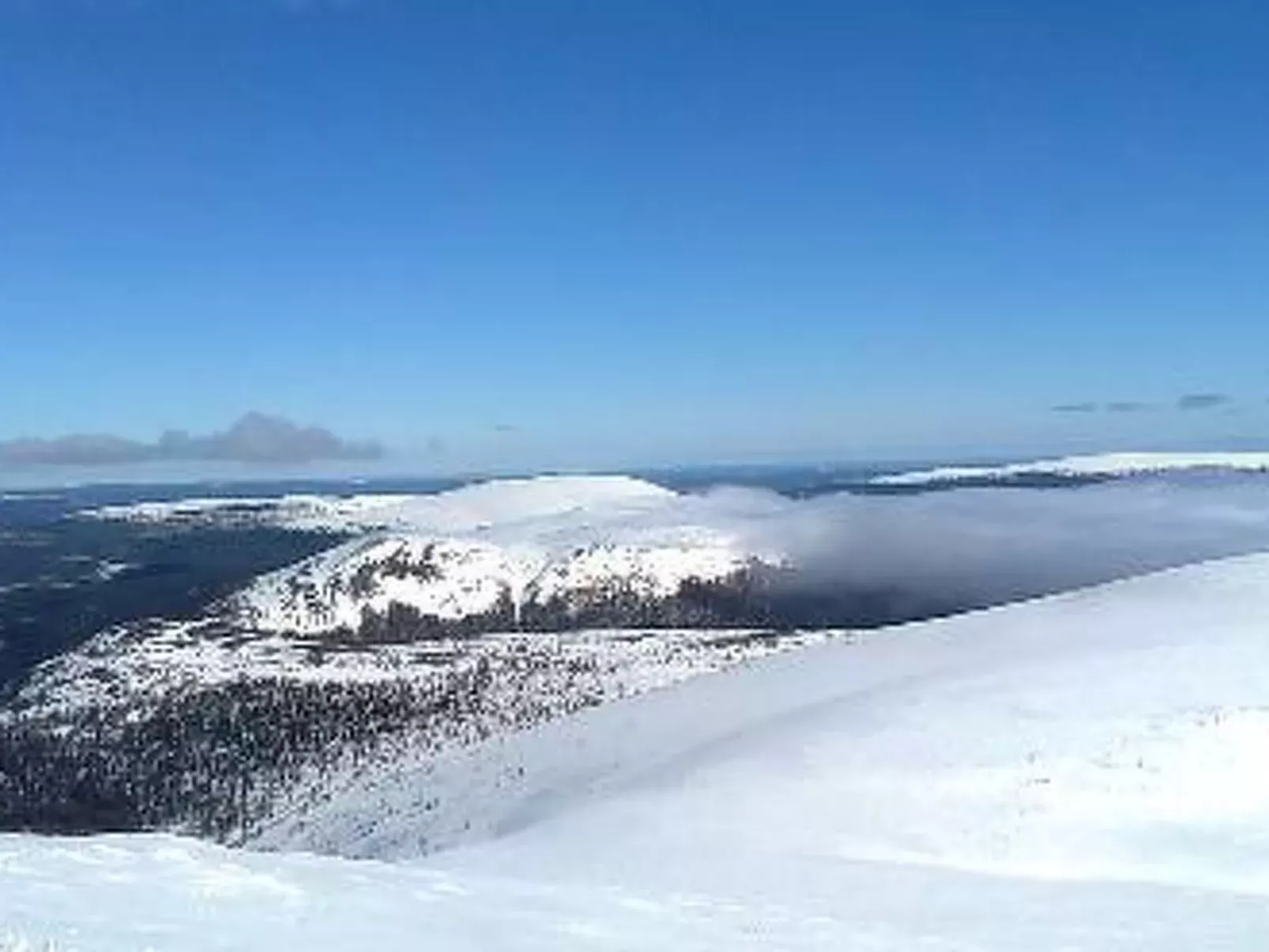 Yllästar 3 as 601-Dehors