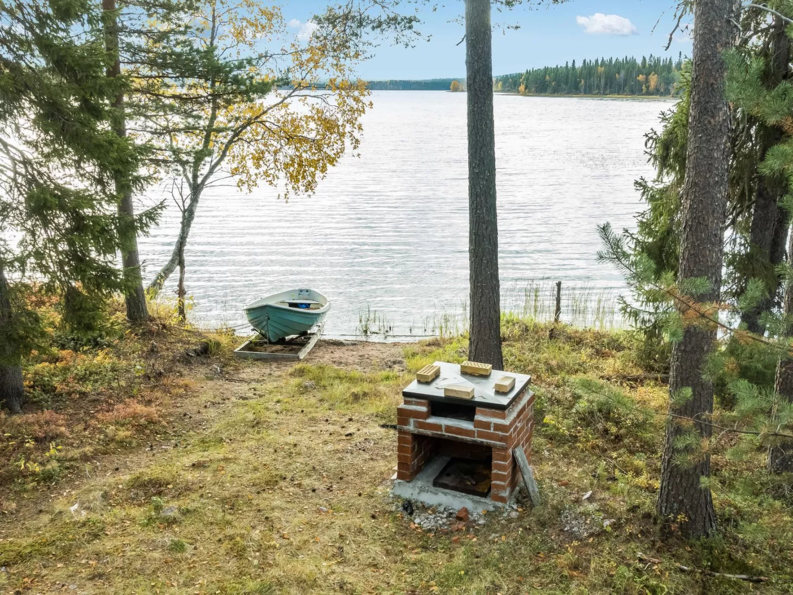 Joulupukin mökki-Outside