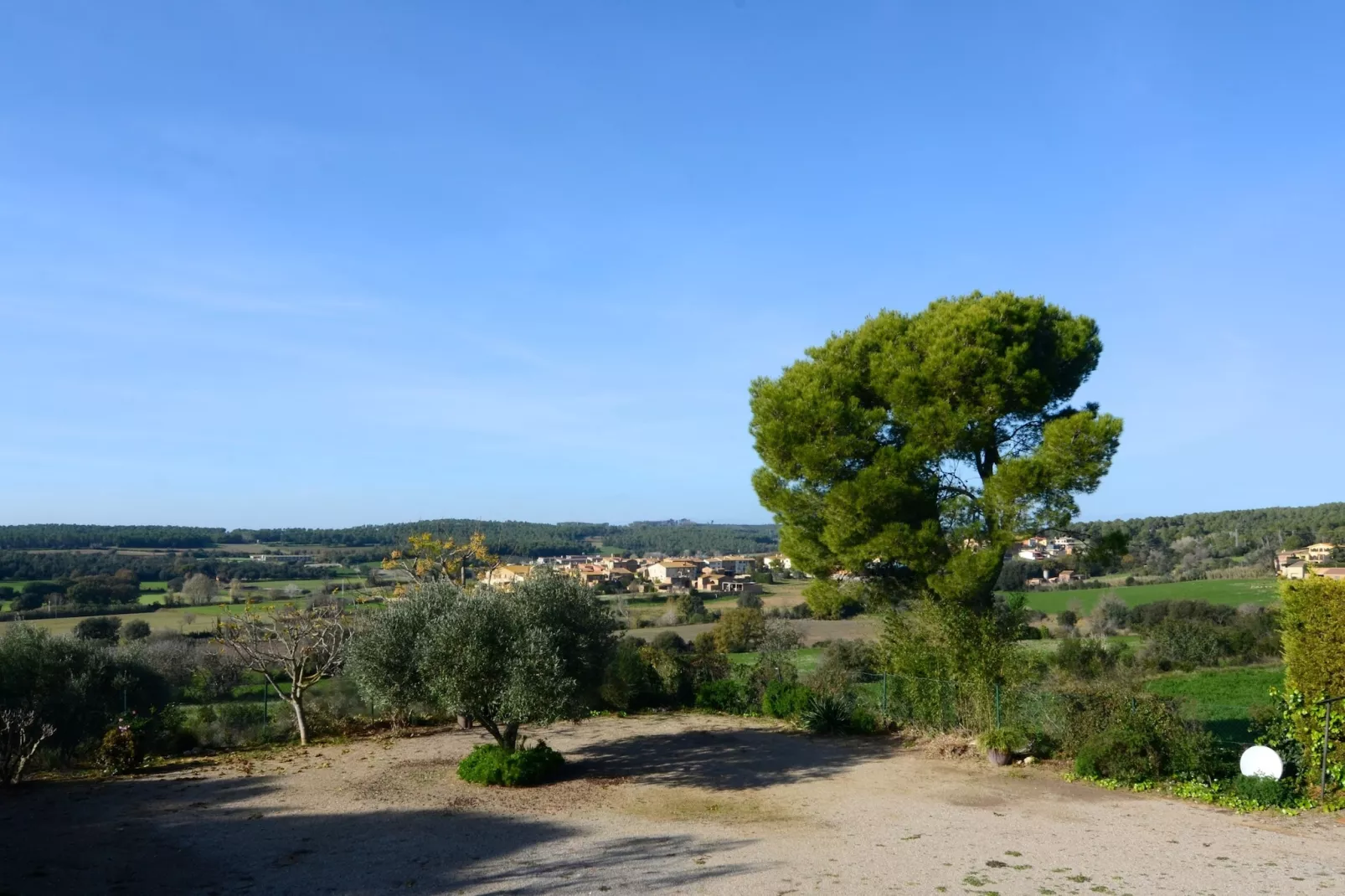 LA ROMAGUERA-View summer