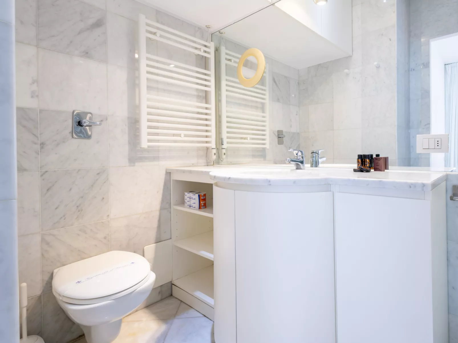 Sant' Andrea Fashion Suite-Inside