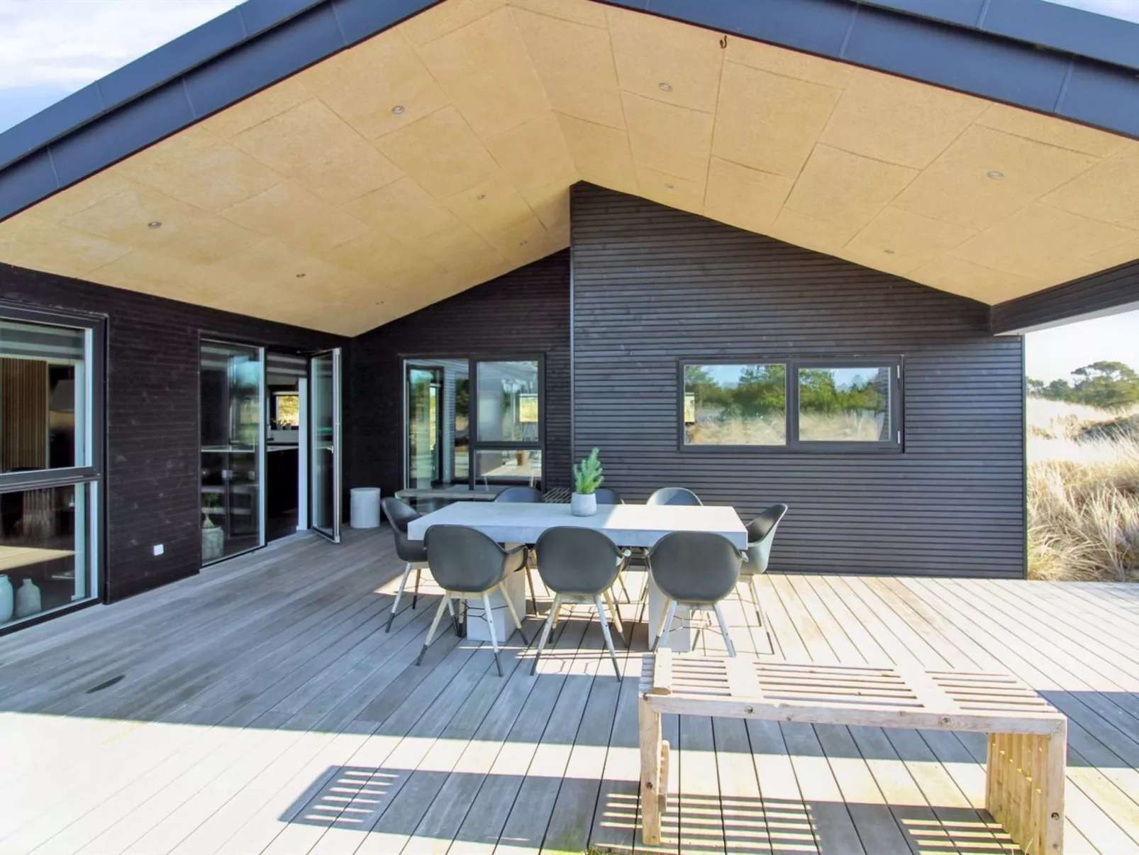"Eriksine" - 750m from the sea-Outside