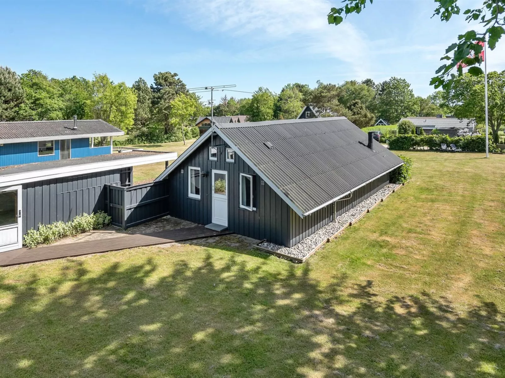 "Herbert" - 1km from the sea-Outside