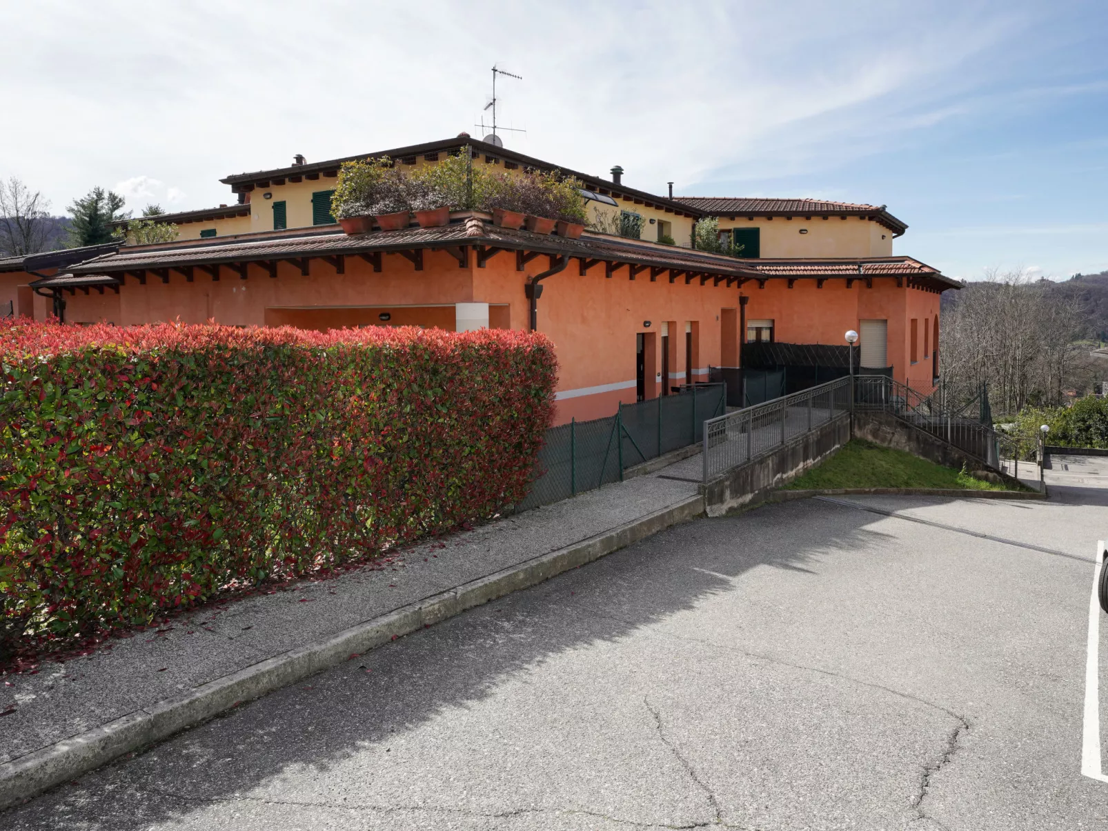 Cà Silvio-Outside